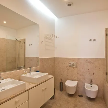 Libest Chiado 4 - Alecrim 리스본